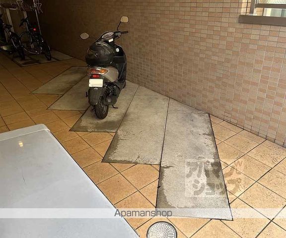 サンクスパレ千代原の外観写真