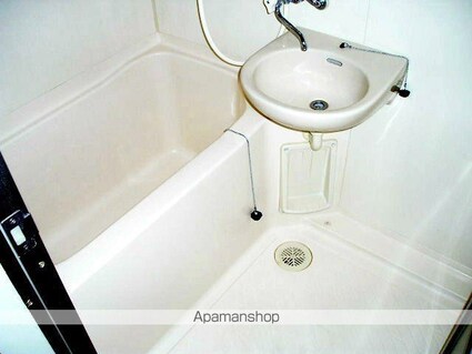 石芝イン北[1K/25.54m2]のバス