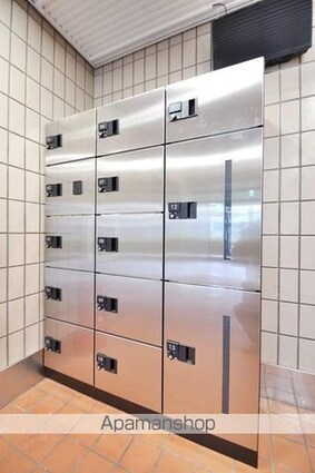 ヒカリホールディングスビル[3LDK/77.12m2]の共用部8
