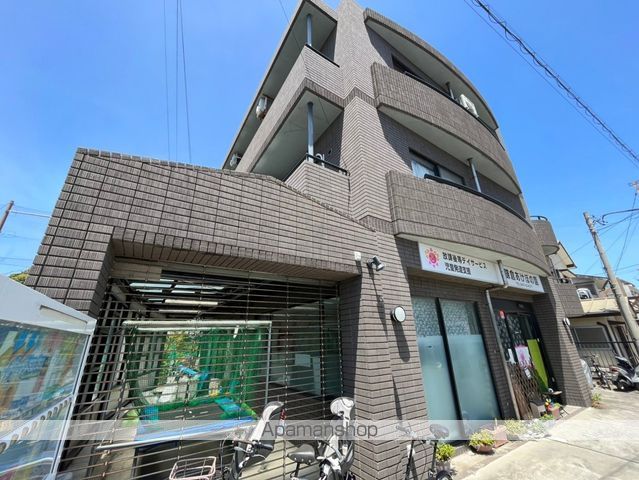 腰越松本ビルの外観写真