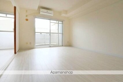 ビレッジハウス潮見タワー１号棟[3LDK/65.18m2]のリビング・居間