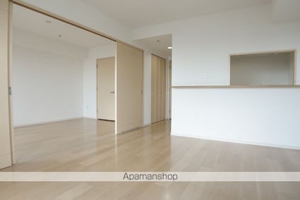 河田町ガーデン　１号棟[1LDK/50.17m2]のリビング・居間