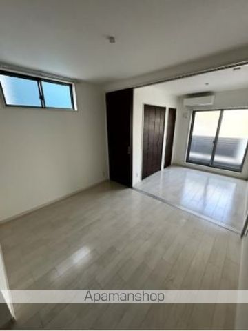 RESIDENCE COURT深江橋の内装写真