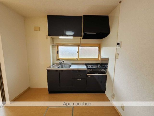 リビングタウン高岡 A棟の内装写真