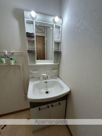 プラス32の内装写真