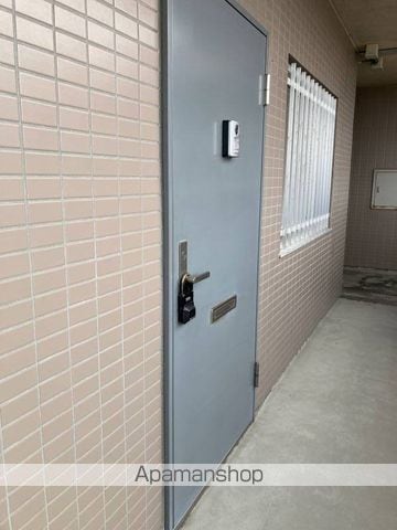 マ・メゾンの玄関写真
