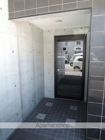 ルーエN15の玄関写真