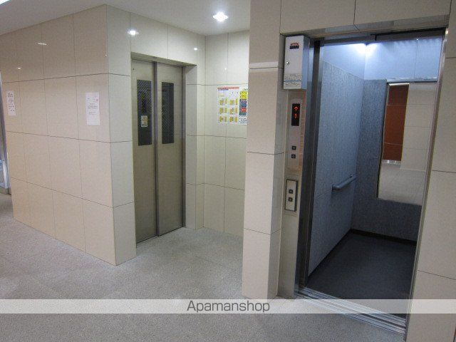 レジディア大通西の内装写真