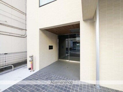 東京都練馬区桜台４丁目[1LDK/52.73m2]のエントランス