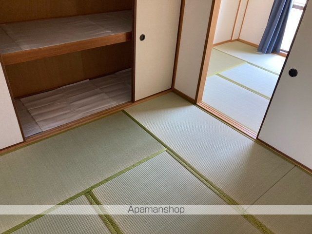 マインドハイツ平尾の内装写真