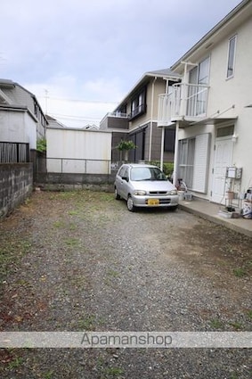 メゾン多摩平[2LDK/53.9m2]の駐車場