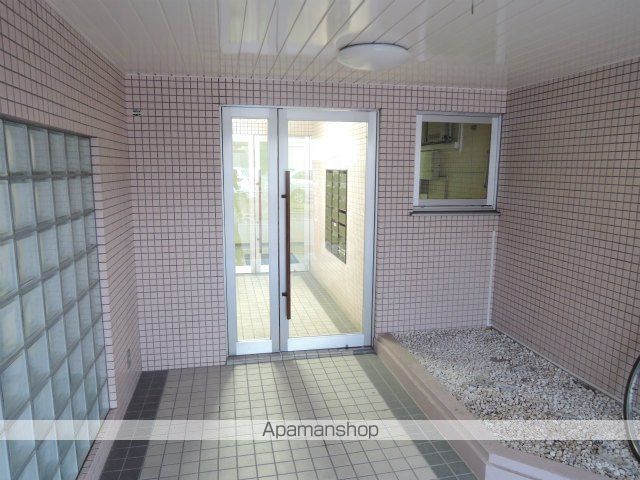 JUST山鼻の玄関写真