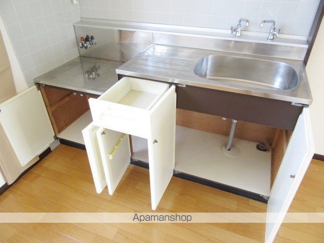 グレイシー箱清水A棟の内装写真