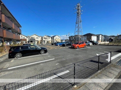 ランドスケイプ[2LDK/58.32m2]の駐車場1