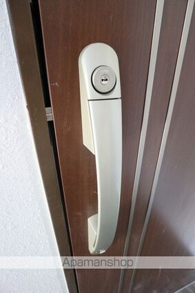 レオクラップ蔵上[2LDK/55.71m2]の共用部1