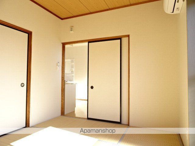 小川アパートの内装写真