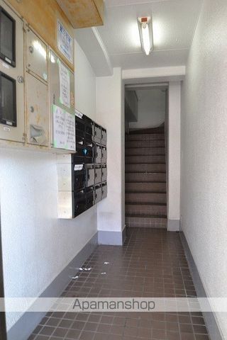 Associe中広の玄関写真