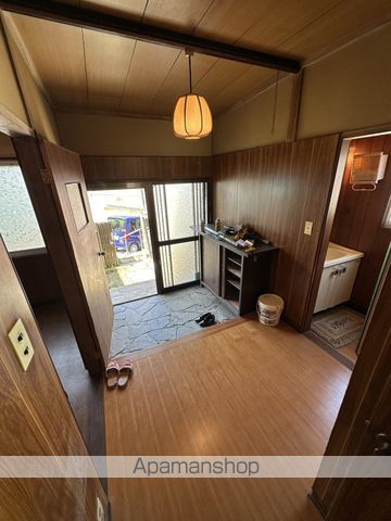 三原市 2階建 築55年の内装写真