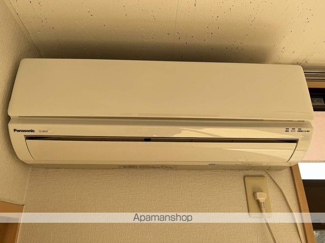 ロイヤルコーポ三笠の内装写真