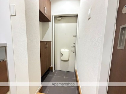 広島県福山市松浜町３丁目[2K/33.81m2]の玄関