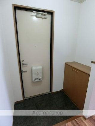 シャトー小林　Ａ棟[3LDK/62m2]の玄関