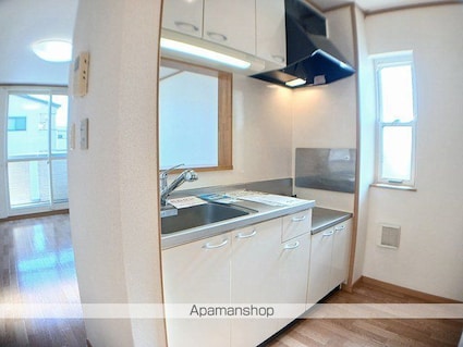 ル・トレフル[1R/32.98m2]のキッチン