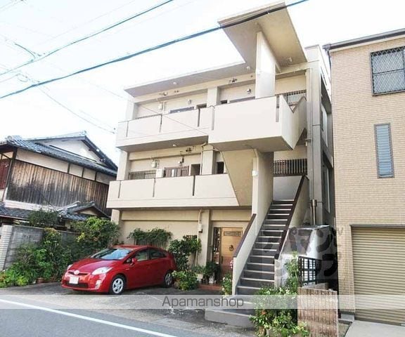 長谷川マンションの外観写真
