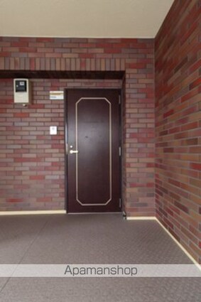 ＮＪＫ　ＭＡＲＱＵＩＳ　ＫＯＩＳＨＩＫＡＷＡ[3DK/65.65m2]の玄関