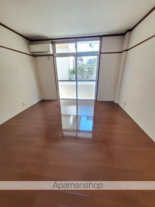ＣＯＳＭＯＳ　Ｎ＆Ｔ　Ⅲ[1K/26.4m2]のリビング・居間1
