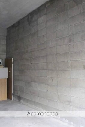 和歌山県和歌山市元博労町[1DK/33m2]の駐車場