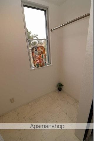 メゾンSRIIIの内装写真