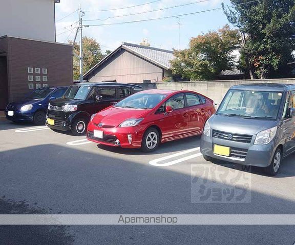 ネオハイム 春日の外観写真