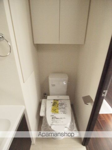 コンフォリア東新宿ステーションフロントの内装写真