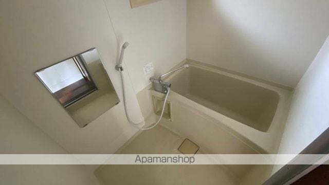 シャトレイーストBの内装写真
