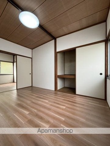 AWESOME TAGATAの内装写真