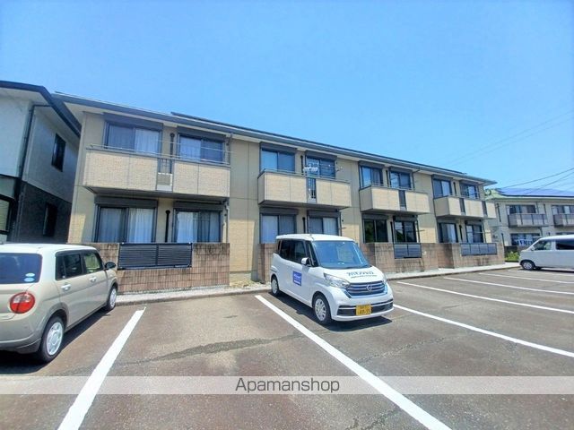 サンテトマト弐番館の外観写真