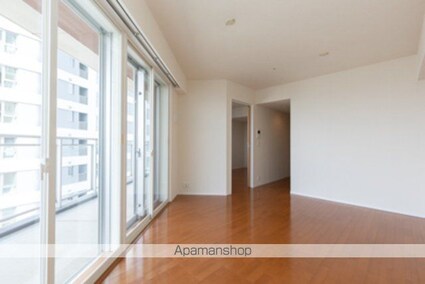 東京都中野区東中野５丁目[1LDK/47.06m2]の内装3