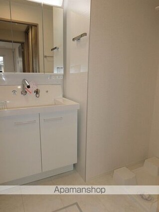 ＧＲＯＶＥ[2LDK/58.39m2]の洗面所