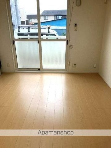 フロンティアの内装写真