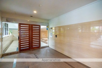 センテニアルタワー[2LDK/59.39m2]のエントランス2