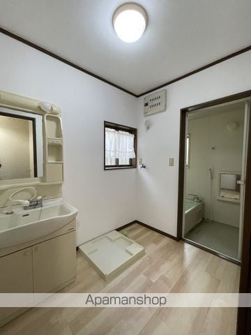 豊能郡能勢町 2階建 築31年の内装写真