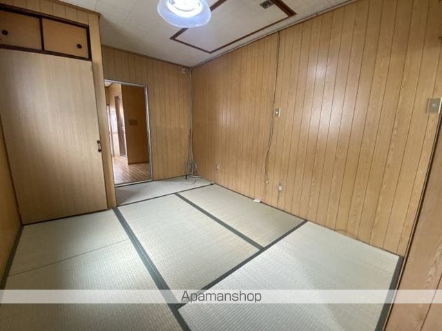 湯里田中コーポの内装写真