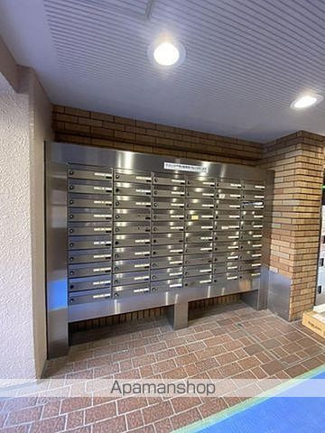 マンション中落合ガーデニアの玄関写真