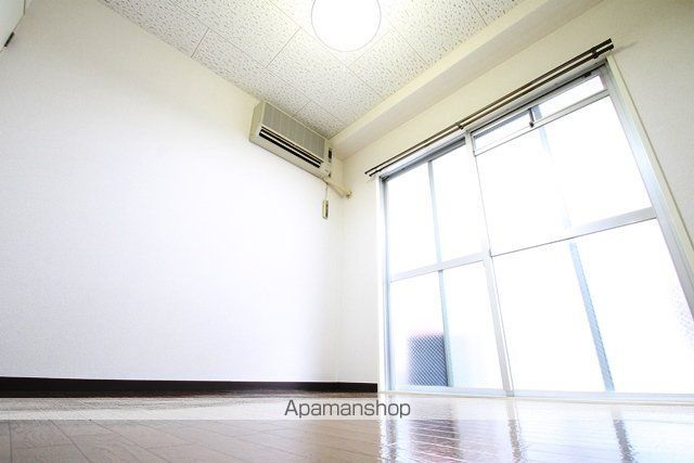 マンションパインハウスの内装写真
