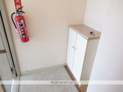 カーサ・ニュースリー[2LDK/50m2]の玄関