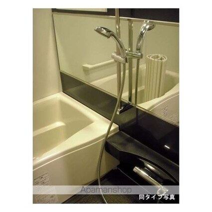 コンフォリア東池袋ＷＥＳＴ[1LDK/42.13m2]のバス1