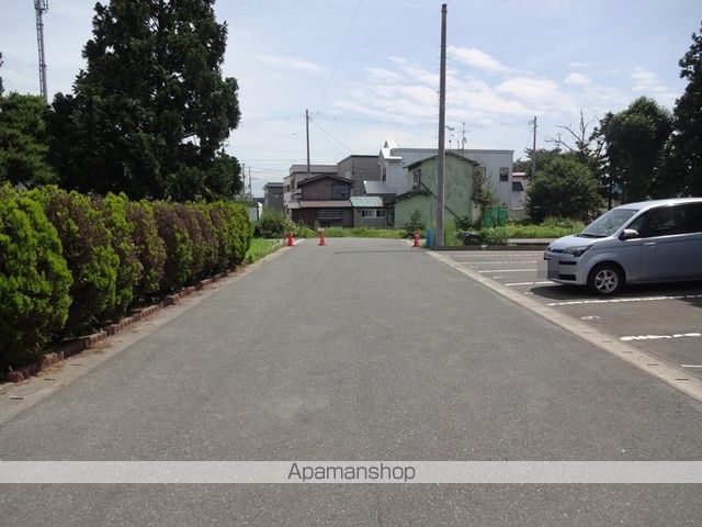 フォレスタの周辺写真