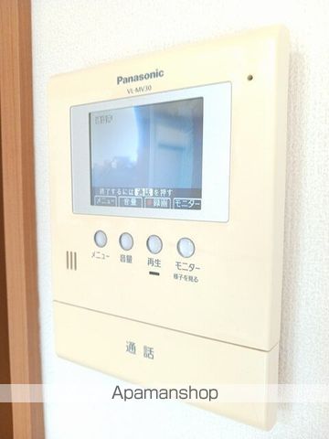 エミールシャランIIの内装写真