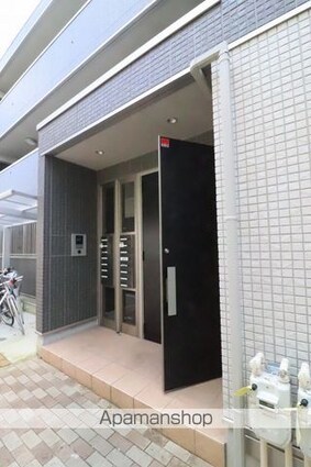 グランシャリオ（河辺）[1K/33.11m2]のエントランス