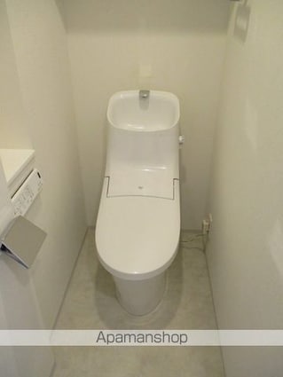 ラティエラ滝野川[1DK/25.65m2]のトイレ